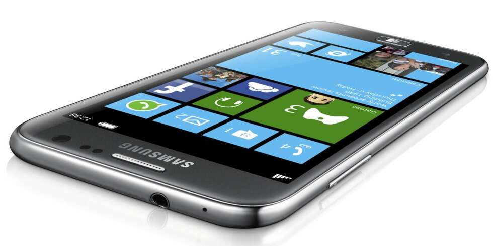 VELLYKKET: Samsung har kanskje laget den mest vellykkede Windows Phone 8 mobilen til nå. VELLYKKET: Samsung har kanskje laget den mest vellykkede Windows Phone 8 mobilen til nå.