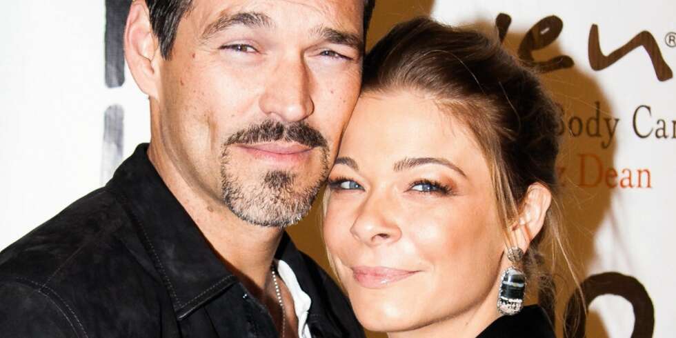 LYKKELIGE: Eddie Cibrian og LeAnn Rimes traff hverandre i 2009, og i april 2011 giftet de seg. LYKKELIGE: Eddie Cibrian og LeAnn Rimes traff hverandre i 2009, og i april 2011 giftet de seg.