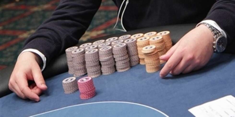 DIN TUR? Kanskje det blir DEG som samler all chipsen på NM-finalebordet i 2013? DIN TUR? Kanskje det blir DEG som samler all chipsen på NM-finalebordet i 2013?