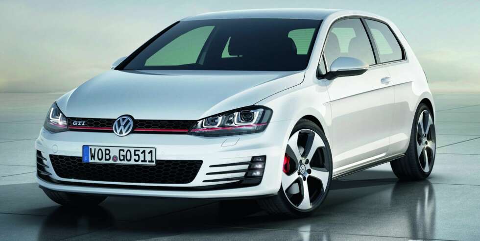 BESTSELGER: VW Golf - her den nye GTI-versjonen. FOTO: VW BESTSELGER: VW Golf - her den nye GTI-versjonen. FOTO: VW