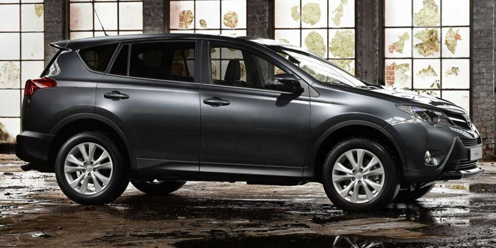 SUV: For første gang blir en toliters dieselmotor med 2WD tilgjengelig i RAV4. FOTO: Toyota SUV: For første gang blir en toliters dieselmotor med 2WD tilgjengelig i RAV4. FOTO: Toyota