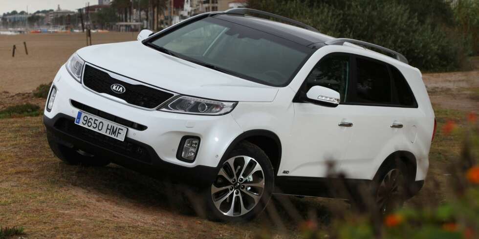 LØFTET: Kia Sorento har fått en ansiktsløft, som er noe ganske mer enn et ansiktsløft. FOTO: Produsent LØFTET: Kia Sorento har fått en ansiktsløft, som er noe ganske mer enn et ansiktsløft. FOTO: Produsent