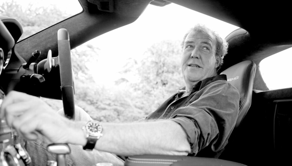 De fleste av dagens tenåringer sikter seg mer inn mot eierskap av den siste smarttelefonen enn det å eie en bil, skriver Jeremy Clarkson. De fleste av dagens tenåringer sikter seg mer inn mot eierskap av den siste smarttelefonen enn det å eie en bil, skriver Jeremy Clarkson.