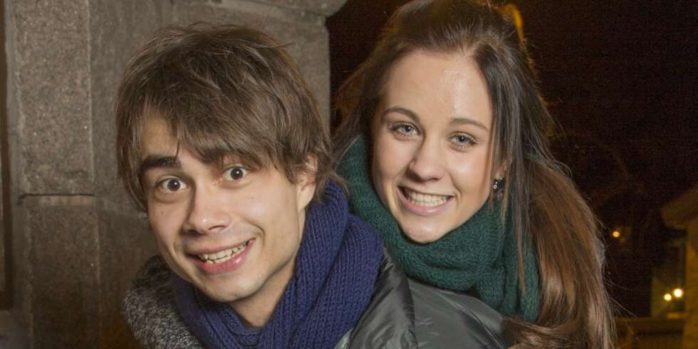 STUDIETUR: ¿ Vi er på kino for å se hva vi kan ta med oss fra «Les Misérables», forteller Alexander Rybak, som sammenligner låten til Annsofi Pettersen med Eponines «On My Own» i den berømte musikalen. STUDIETUR: ¿ Vi er på kino for å se hva vi kan ta med oss fra «Les Misérables», forteller Alexander Rybak, som sammenligner låten til Annsofi Pettersen med Eponines «On My Own» i den berømte musikalen.