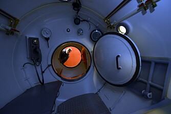 På inventarlisten står blant annet et velfungerende trykkammer, forteller prosjektleder Frode Karlsen. På inventarlisten står blant annet et velfungerende trykkammer, forteller prosjektleder Frode Karlsen.