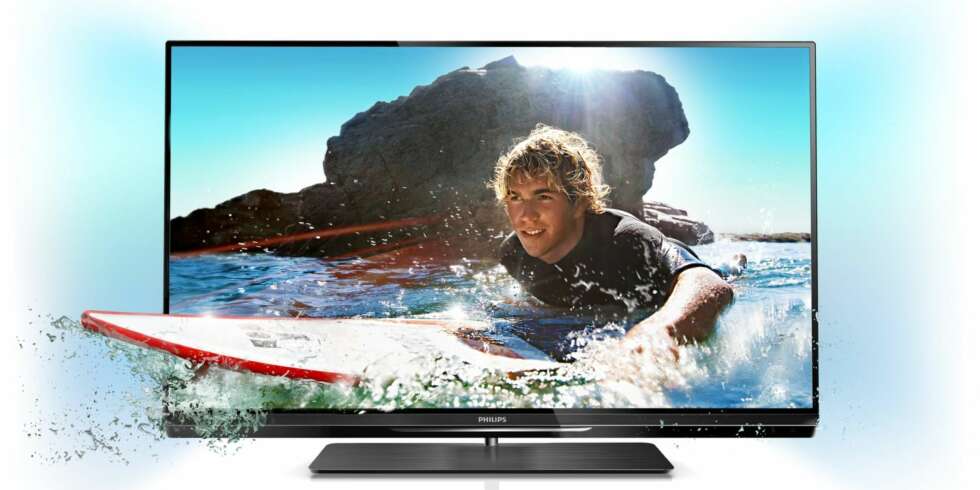 AMBILIGHT: En egenskap du kun får på Philips sine TV-er er Ambilight. Da lyser veggen bak TV-en opp i samme farger som du har på skjermen. AMBILIGHT: En egenskap du kun får på Philips sine TV-er er Ambilight. Da lyser veggen bak TV-en opp i samme farger som du har på skjermen.