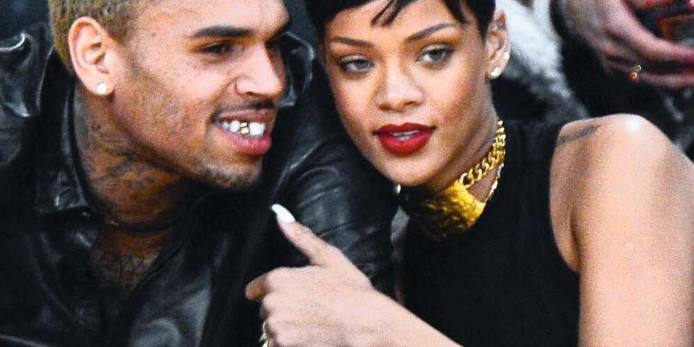 FORELSKET: Rihanna har tilgitt Chris Brown, og de to skal være mer forelsket enn noen gang. FORELSKET: Rihanna har tilgitt Chris Brown, og de to skal være mer forelsket enn noen gang.