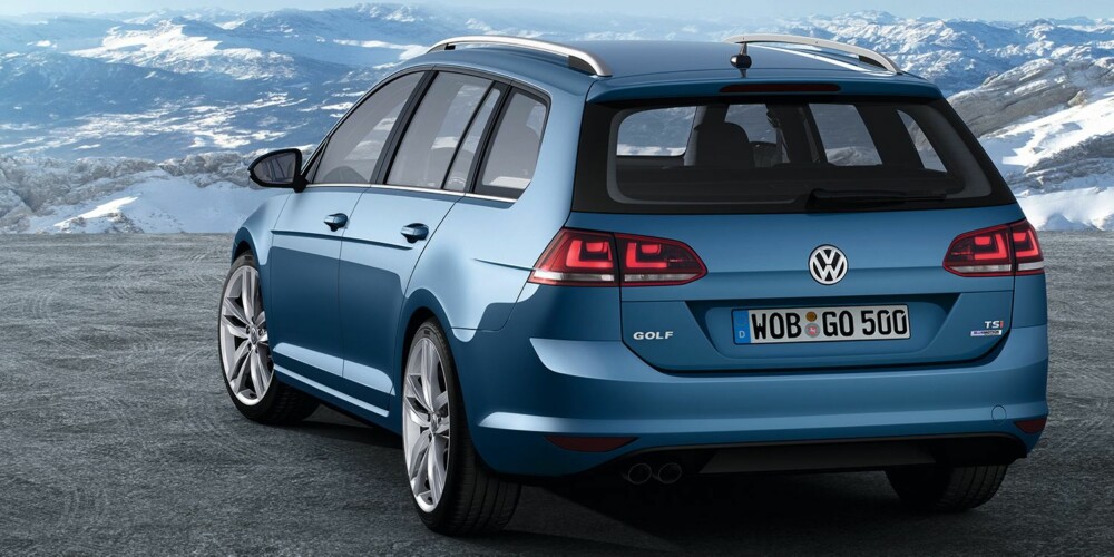 MER PLASS: Nye VW Golf stasjonsvogn har fått langt mer plass i bagassjerommet. FOTO: VW MER PLASS: Nye VW Golf stasjonsvogn har fått langt mer plass i bagassjerommet. FOTO: VW