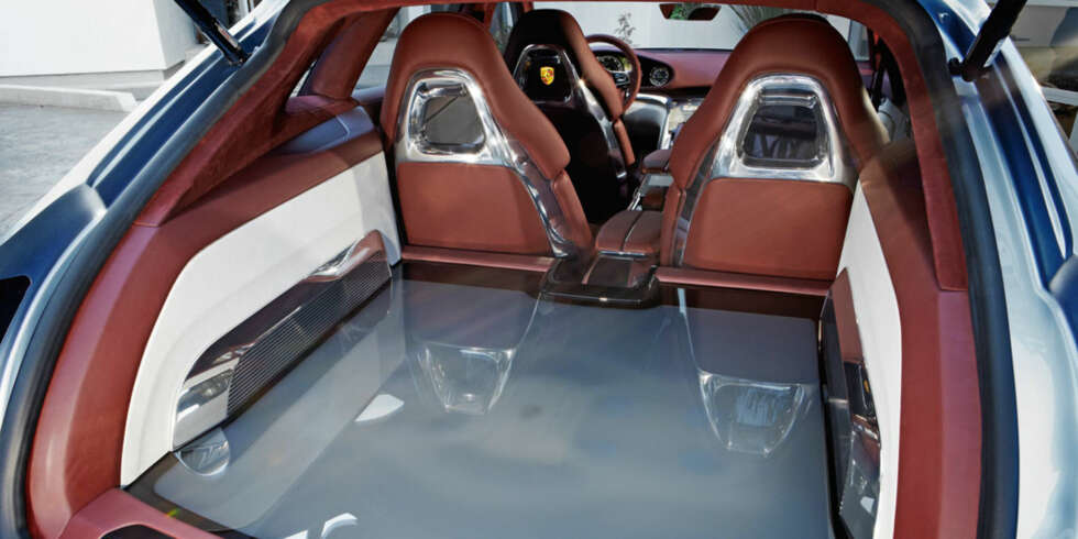 EKSTRAORDINÆR: Dette blir en stasjonsvogn av den eksepsjonelle sorten. FOTO: Porsche EKSTRAORDINÆR: Dette blir en stasjonsvogn av den eksepsjonelle sorten. FOTO: Porsche