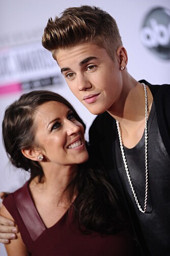 ELSKER MAMMA: Også Justins mamma Pattie Mallette er religiøs og har oppdratt sønnen til å ha troen på Gud. ELSKER MAMMA: Også Justins mamma Pattie Mallette er religiøs og har oppdratt sønnen til å ha troen på Gud.