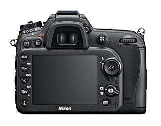 STOR: Nikon D7100 byr på en stor 3,2 tommer skjerm med VGA-oppløsning. Knappene bakpå er praktisk plassert. STOR: Nikon D7100 byr på en stor 3,2 tommer skjerm med VGA-oppløsning. Knappene bakpå er praktisk plassert.