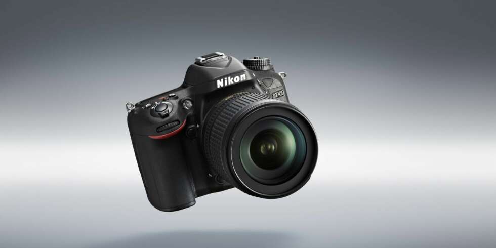 DX: Nikon D7100 er et av de mer avanserte kameraene i DX-formatet fra Nikon. DX: Nikon D7100 er et av de mer avanserte kameraene i DX-formatet fra Nikon.