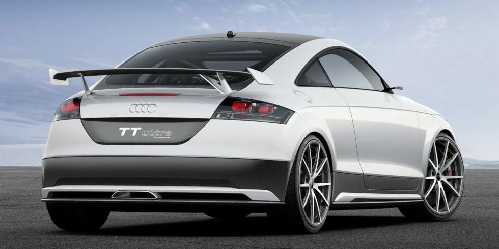FOR FREMTIDEN: Audi TT ultra quattro concept vises frem på Wörthersee-treffet i mai. FOTO: Audi FOR FREMTIDEN: Audi TT ultra quattro concept vises frem på Wörthersee-treffet i mai. FOTO: Audi