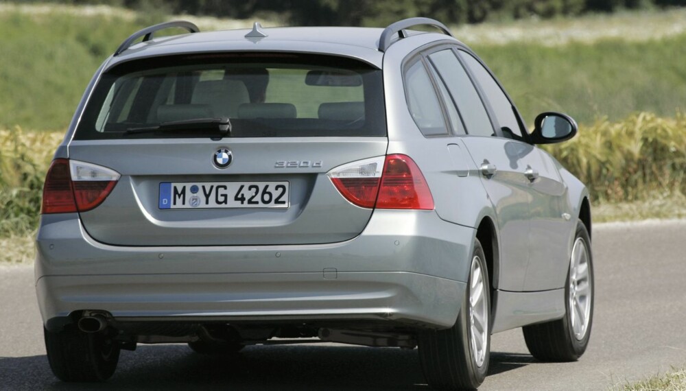 MEST POPULÆR: BMW 3-serie er bilen vi klikker mest på, ifølge statistikk fra markedsplassen FINN. FOTO: BMW MEST POPULÆR: BMW 3-serie er bilen vi klikker mest på, ifølge statistikk fra markedsplassen FINN. FOTO: BMW
