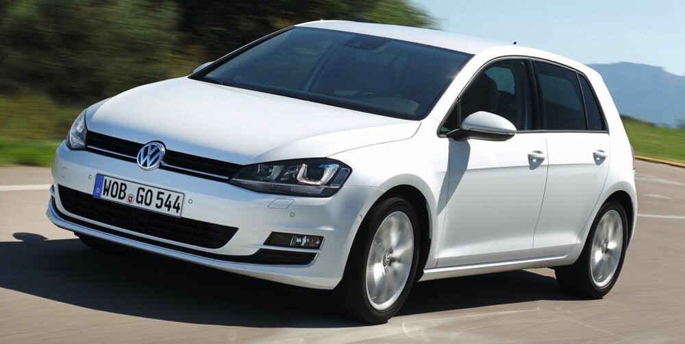 KUTTER UT: Sylinderkuttfunksjonen bidrar til å gi VW Golf hyggelige utslippstall og sparte avgiftskroner. Men i praksis er det ikke mye du merker til sylinderkutt-funksjonen. FOTO: VW KUTTER UT: Sylinderkuttfunksjonen bidrar til å gi VW Golf hyggelige utslippstall og sparte avgiftskroner. Men i praksis er det ikke mye du merker til sylinderkutt-funksjonen. FOTO: VW