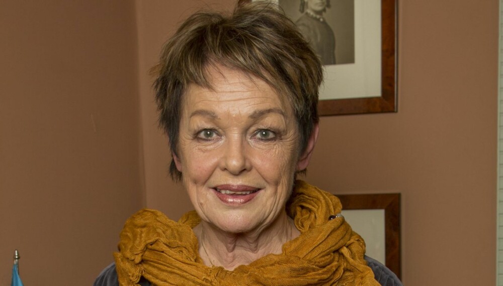 UNG, GAMMEL DAME: Ghita Nørby har tidligere medvirket i en rekke norske filmer og oppsetninger. For tiden er hun aktuell i forestillingen «Sarah» på Folketeatret i København. UNG, GAMMEL DAME: Ghita Nørby har tidligere medvirket i en rekke norske filmer og oppsetninger. For tiden er hun aktuell i forestillingen «Sarah» på Folketeatret i København.
