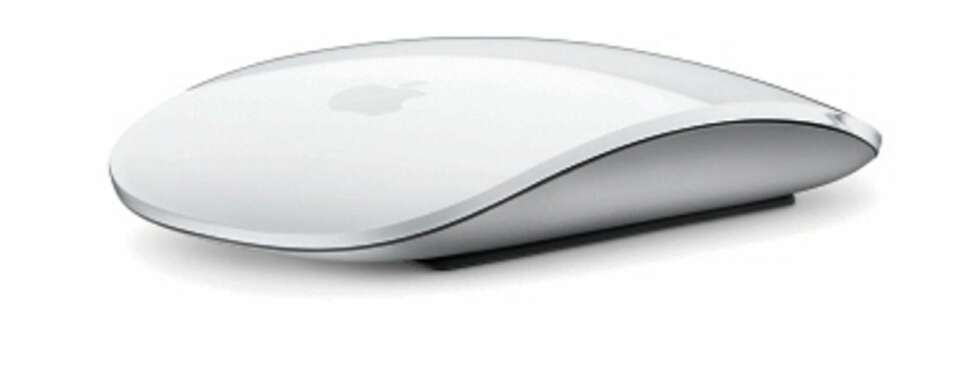 Smått: Ingen leverer mer forseggjort mus og tastatur med datamaskinene sine enn Apple. Dog synes vi tastaturet er litt snaut i størrelse.. Smått: Ingen leverer mer forseggjort mus og tastatur med datamaskinene sine enn Apple. Dog synes vi tastaturet er litt snaut i størrelse..