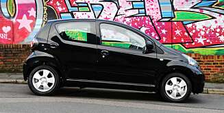 LETT PARKERING: Toyota Aygo. FOTO: Produsent LETT PARKERING: Toyota Aygo. FOTO: Produsent