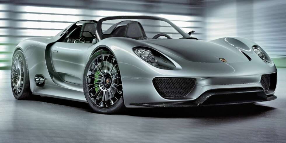 HYBRID-RIVAL: Porsche 918. FOTO: Porsche HYBRID-RIVAL: Porsche 918. FOTO: Porsche