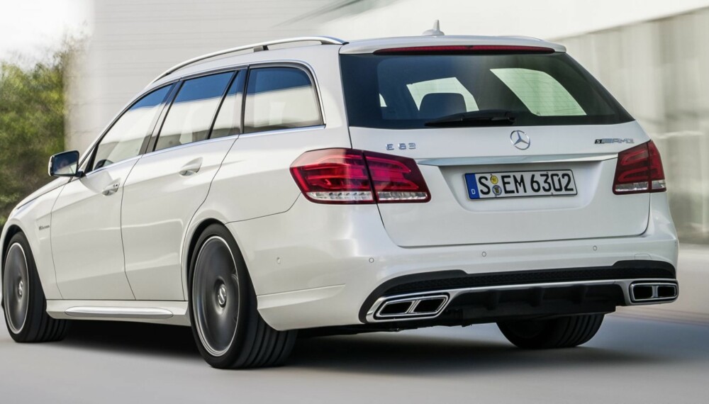 SÆRDELES: Mercedes E63 AMG S 4Matic er nå tilgjengelig for norske kunder. FOTO: Daimler AG SÆRDELES: Mercedes E63 AMG S 4Matic er nå tilgjengelig for norske kunder. FOTO: Daimler AG