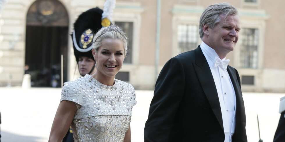 Celina Midelfart valgte kjole fra Jenny Packham i bryllupet til prinsesse Madeleine og Chris. Celina Midelfart valgte kjole fra Jenny Packham i bryllupet til prinsesse Madeleine og Chris.