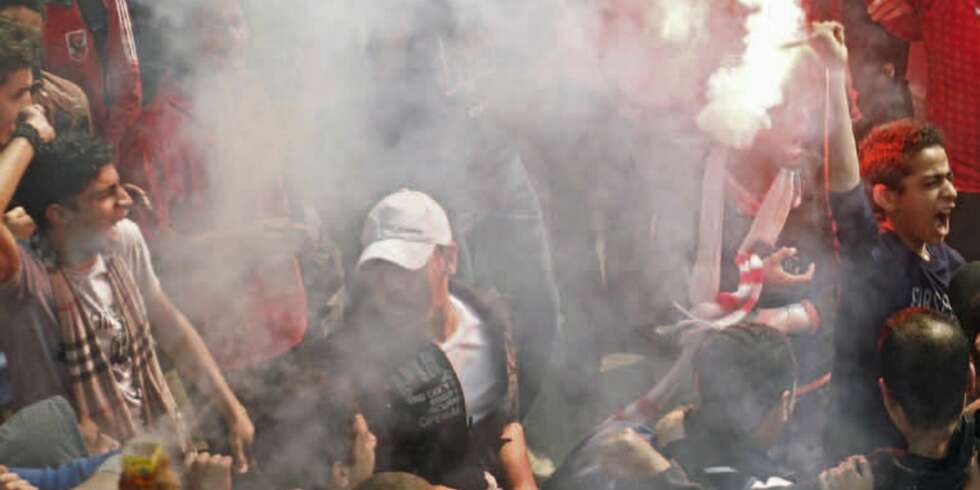 Supporterne til storklubben Al-Ahly er en politisk maktfaktor i Egypt. Supporterne til storklubben Al-Ahly er en politisk maktfaktor i Egypt.
