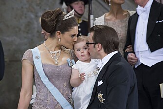 Lille Estelle (1) sjarmerte alle, også mamma og pappa. Lille Estelle (1) sjarmerte alle, også mamma og pappa.