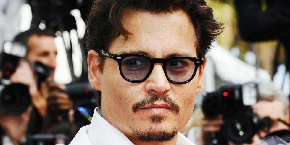 SAMBOERE: Tidligere i år flyttet Johnny Depp og
Amber Heard sammen i hans hus i Sør-Frankrike. SAMBOERE: Tidligere i år flyttet Johnny Depp og
Amber Heard sammen i hans hus i Sør-Frankrike.