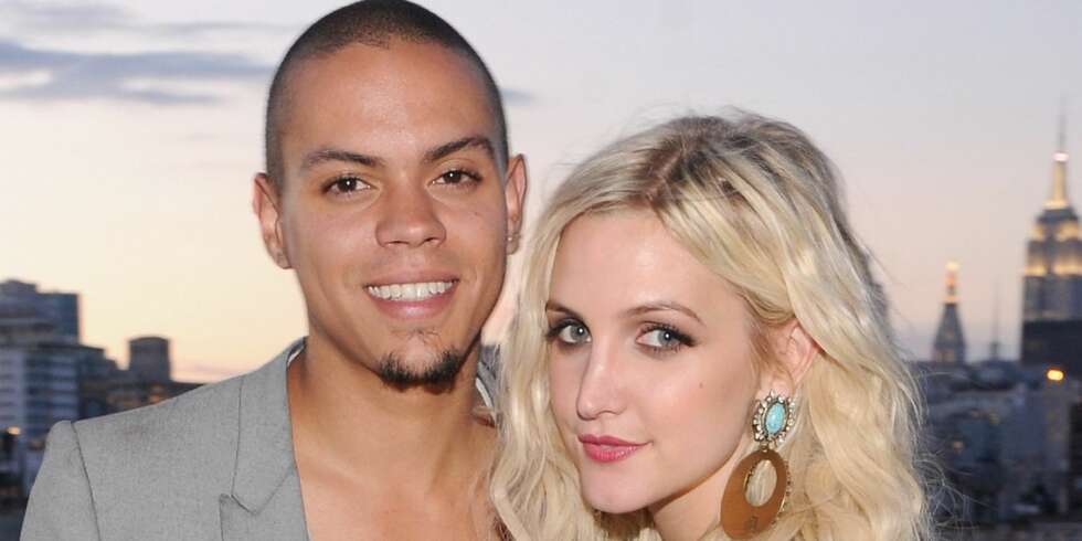 STJERNEPAR: Evan Ross har falt for den 28 år gamle artisten Ashlee Simpson. STJERNEPAR: Evan Ross har falt for den 28 år gamle artisten Ashlee Simpson.