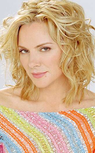 "SEX"-STJERNE: Kim Cattrall bor for tiden i London. (Foto: Stella Pictures) "SEX"-STJERNE: Kim Cattrall bor for tiden i London. (Foto: Stella Pictures)