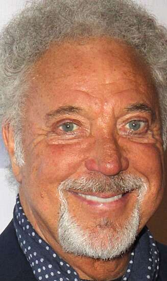 "SEX BOMB": Artistveteran Tom Jones har samme stamsted i London som Ari Behn. (Foto: Stella Pictures) "SEX BOMB": Artistveteran Tom Jones har samme stamsted i London som Ari Behn. (Foto: Stella Pictures)