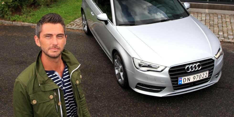 PRISBEVISSTE: Marius Tegneby hos Audi-importøren Harald A. Møller sier at nordmenn er prisbevisste, men foretrekker norsk kjøpsprosess. PRISBEVISSTE: Marius Tegneby hos Audi-importøren Harald A. Møller sier at nordmenn er prisbevisste, men foretrekker norsk kjøpsprosess.