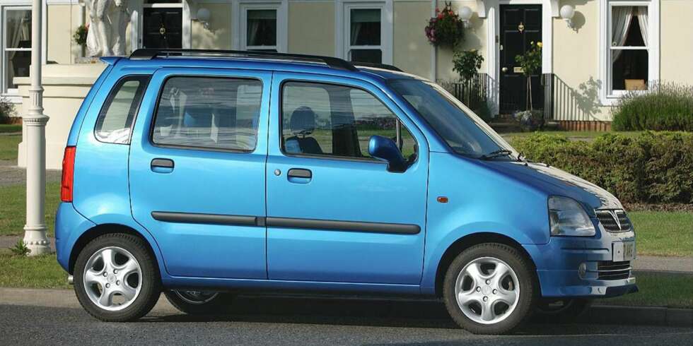 DELT FØRSTEPLASS: Mitsubishi Lancer deler førsteplassen med Opel Agila. DELT FØRSTEPLASS: Mitsubishi Lancer deler førsteplassen med Opel Agila.