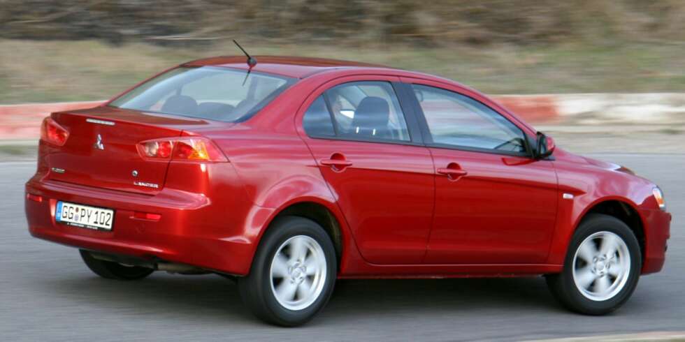 PÅLITELIG: Ifølge britiske Warranty Direct er Mitsubishi Lancer en svært pålitelig bil. FOTO: HM Arkiv PÅLITELIG: Ifølge britiske Warranty Direct er Mitsubishi Lancer en svært pålitelig bil. FOTO: HM Arkiv