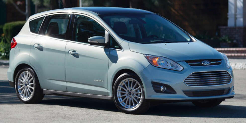 LITE POPULÆR: Ford C-Mac hybrid kommer med den mest interessante drivlinjen, men dessverre er denne biltypen lite populær i Norge. FOTO: Ford LITE POPULÆR: Ford C-Mac hybrid kommer med den mest interessante drivlinjen, men dessverre er denne biltypen lite populær i Norge. FOTO: Ford