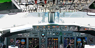 COCKPIT: En ekte Boeing 737-cockpit COCKPIT: En ekte Boeing 737-cockpit