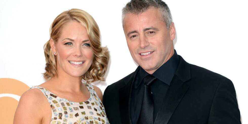 FORELSKET: Matt LeBlanc falt for Andrea Anders da de spilte mot hverandre i komiserien ""Joey"". FORELSKET: Matt LeBlanc falt for Andrea Anders da de spilte mot hverandre i komiserien ""Joey"".