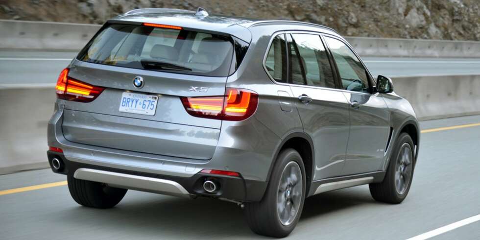 SENERE: Produksjonen av den mer norgesvennlige xDrive25d starter i desember. Dermed skal de første kundene kunne ha bilen i januar. FOTO: BMW SENERE: Produksjonen av den mer norgesvennlige xDrive25d starter i desember. Dermed skal de første kundene kunne ha bilen i januar. FOTO: BMW
