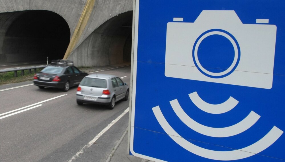 I BOKS: Norge har nesten 400 fotobokser, men ingen av dem kniper flere enn fotoboksen i Rælingstunnelen mot Lillestrøm. Den knep flest fartssyndere i 2011, og ble dermed landets mest innbringende ATK-strekning. Foto: Martin Jansen I BOKS: Norge har nesten 400 fotobokser, men ingen av dem kniper flere enn fotoboksen i Rælingstunnelen mot Lillestrøm. Den knep flest fartssyndere i 2011, og ble dermed landets mest innbringende ATK-strekning. Foto: Martin Jansen