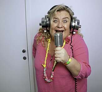 NATTERAVN: - Radio hadde vært kjempegøy, gjerne med natt- eller morgensendinger, sier Hilde. NATTERAVN: - Radio hadde vært kjempegøy, gjerne med natt- eller morgensendinger, sier Hilde.