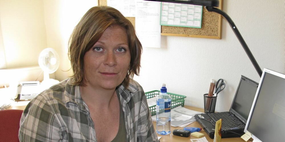 KREDITTKORT: Bruk kredittkort når du bestiller leiebil, er rådet fra Kirsti Pamphlett i Forbruker Europa. KREDITTKORT: Bruk kredittkort når du bestiller leiebil, er rådet fra Kirsti Pamphlett i Forbruker Europa.