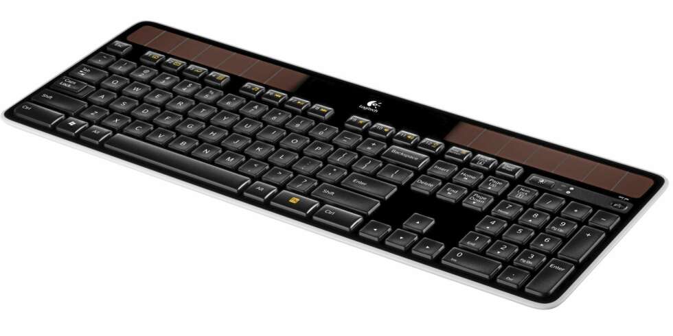PADDEFLATT: Logitechs nye trådløse tastatur lades av lampene i rommet, og er under en centimeter tykt. PADDEFLATT: Logitechs nye trådløse tastatur lades av lampene i rommet, og er under en centimeter tykt.