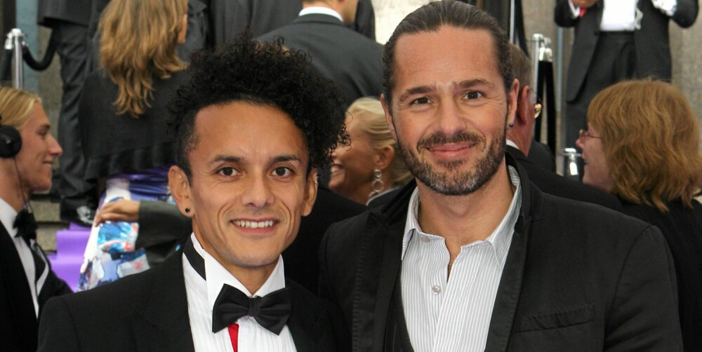 LYKKELIG: Peter Jöback er gift med Oscar Nilsson. Her er paret avbildet i 2011. LYKKELIG: Peter Jöback er gift med Oscar Nilsson. Her er paret avbildet i 2011.