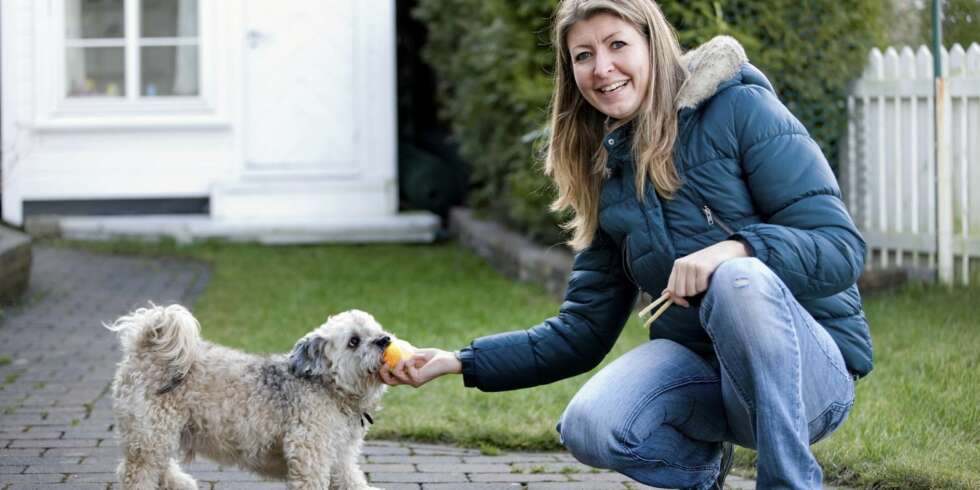 KJÆRLIGHET: Cecilie og Buster er verdens beste venner. KJÆRLIGHET: Cecilie og Buster er verdens beste venner.
