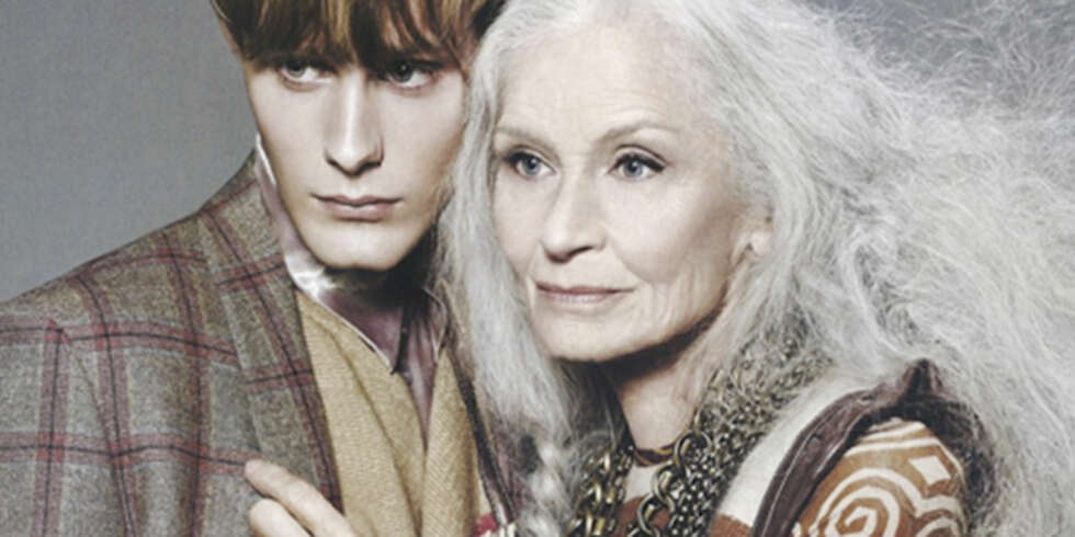 MODELL: 82 år og både foto- og catwalkmodell. Daphne Selfe får fortsatt modelloppdrag tross sin høye alder. MODELL: 82 år og både foto- og catwalkmodell. Daphne Selfe får fortsatt modelloppdrag tross sin høye alder.