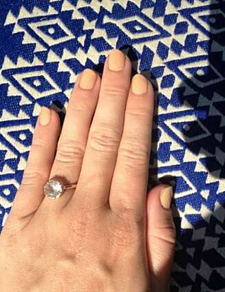 BILLIG STEIN: SteInen i mileys ring var altså ikke en diamant i det hele tatt, men en billig topas. BILLIG STEIN: SteInen i mileys ring var altså ikke en diamant i det hele tatt, men en billig topas.