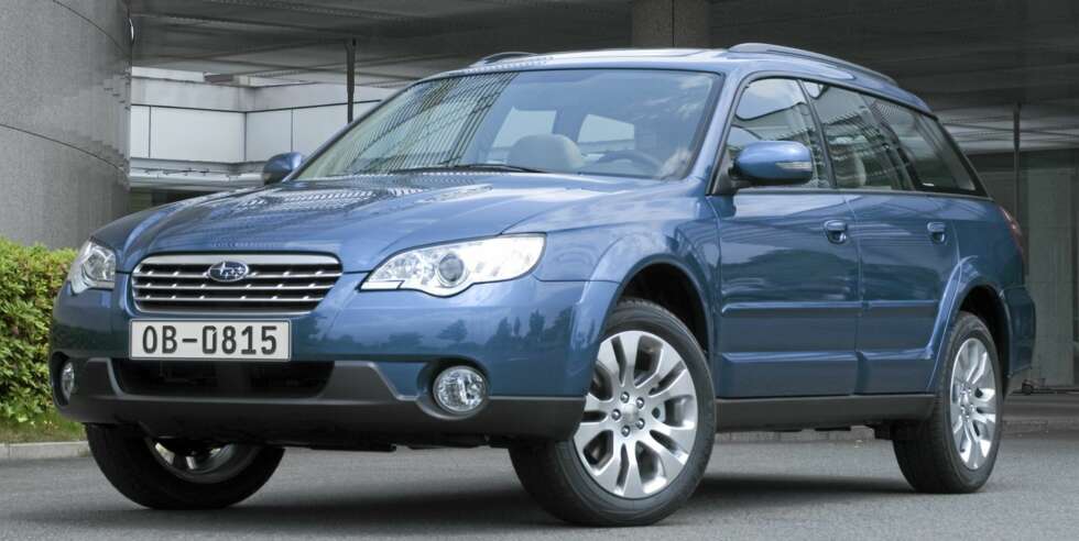 4X4: En bra bil med godt firehjulstrekk. 4X4: En bra bil med godt firehjulstrekk.