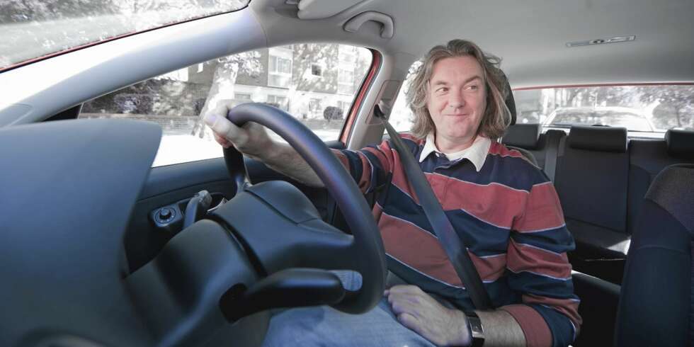 LES: James May om hvorfor du bør lese bruksanvisningene. Foto: Justin Leighton LES: James May om hvorfor du bør lese bruksanvisningene. Foto: Justin Leighton