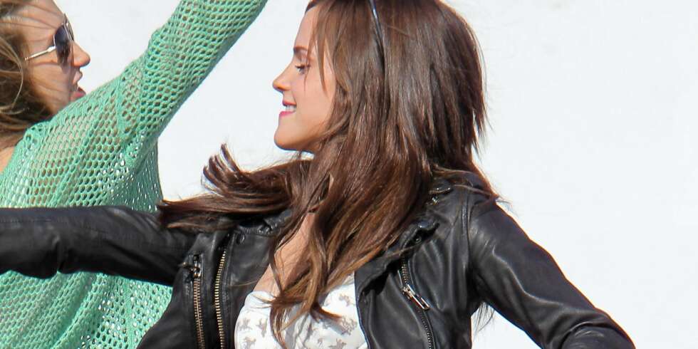 TØFFING: Emma Watson spiller smykketyv i Sofia Coppolas nye film "The Bling Ring". TØFFING: Emma Watson spiller smykketyv i Sofia Coppolas nye film "The Bling Ring".