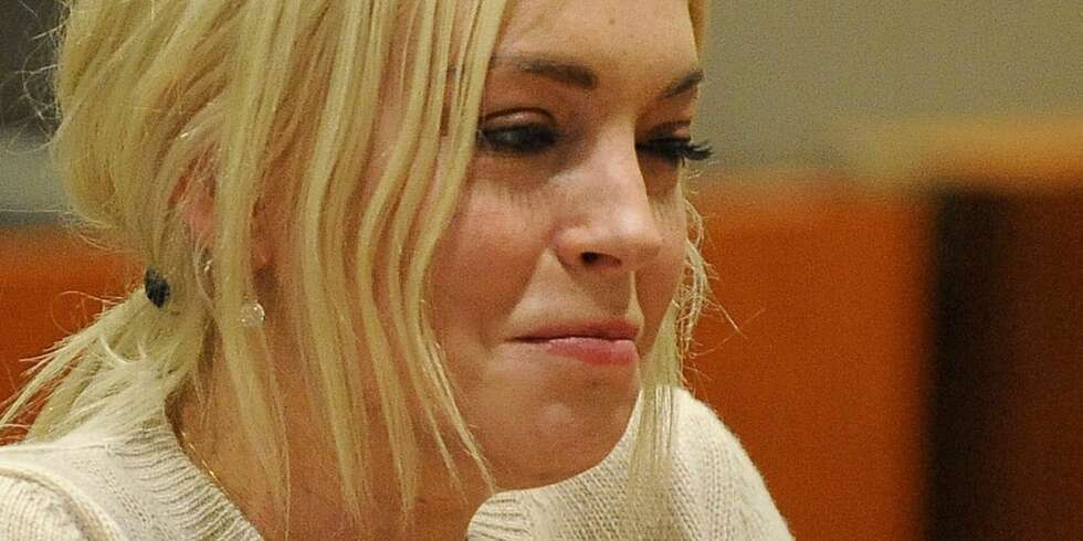 GA BLAFFEN: Lindsay Lohan blåste dommerens advarsler en lang marsj, og dro på festival GA BLAFFEN: Lindsay Lohan blåste dommerens advarsler en lang marsj, og dro på festival